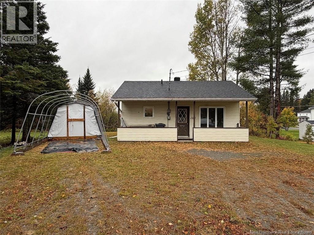 2150 Commerciale Street Property Photo 8