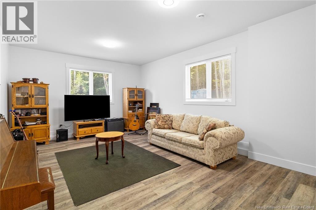 174 Rockwood Way Property Photo 13