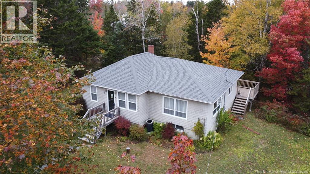 15 Avery Lane Property Photo 1