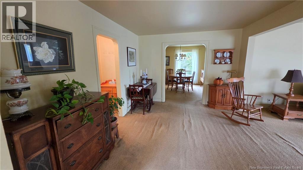 15 Avery Lane Property Photo 6