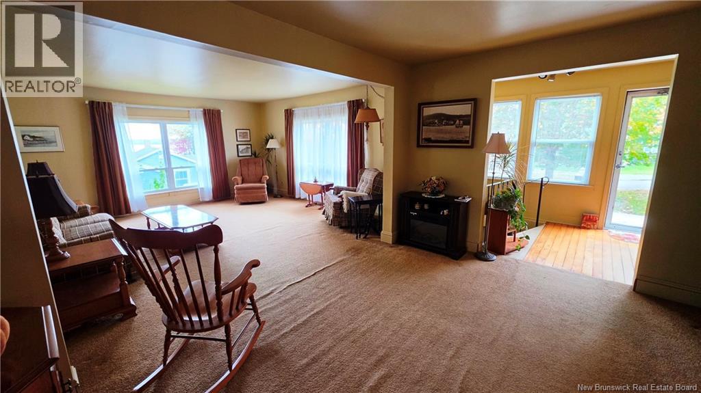 15 Avery Lane Property Photo 8
