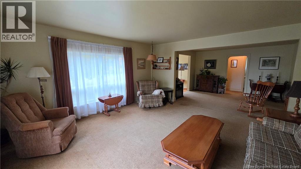 15 Avery Lane Property Photo 11
