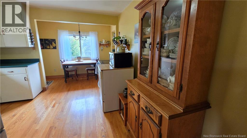 15 Avery Lane Property Photo 18