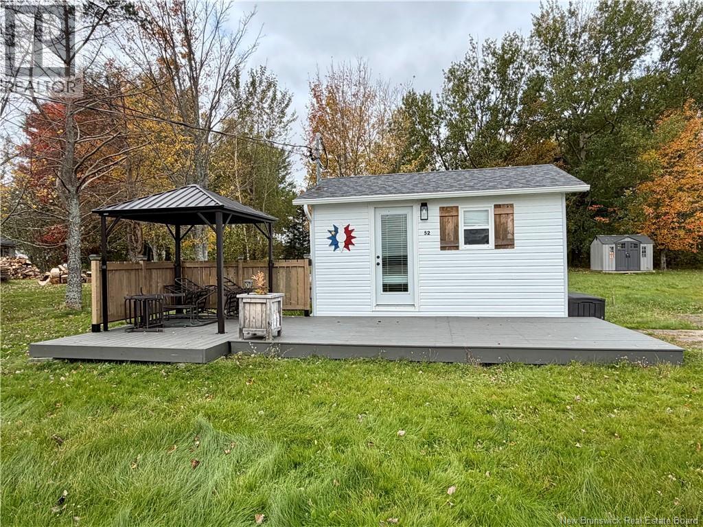 Riverfront Lane Property Photo 2