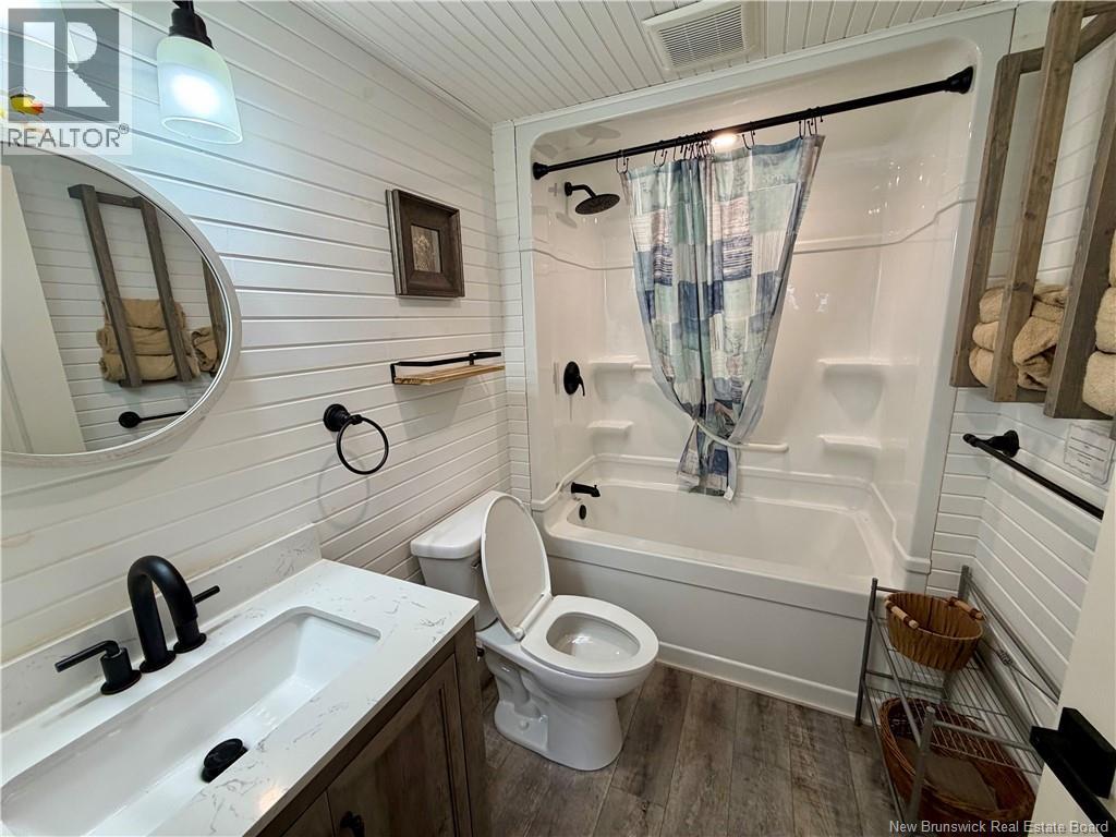 Riverfront Lane Property Photo 12