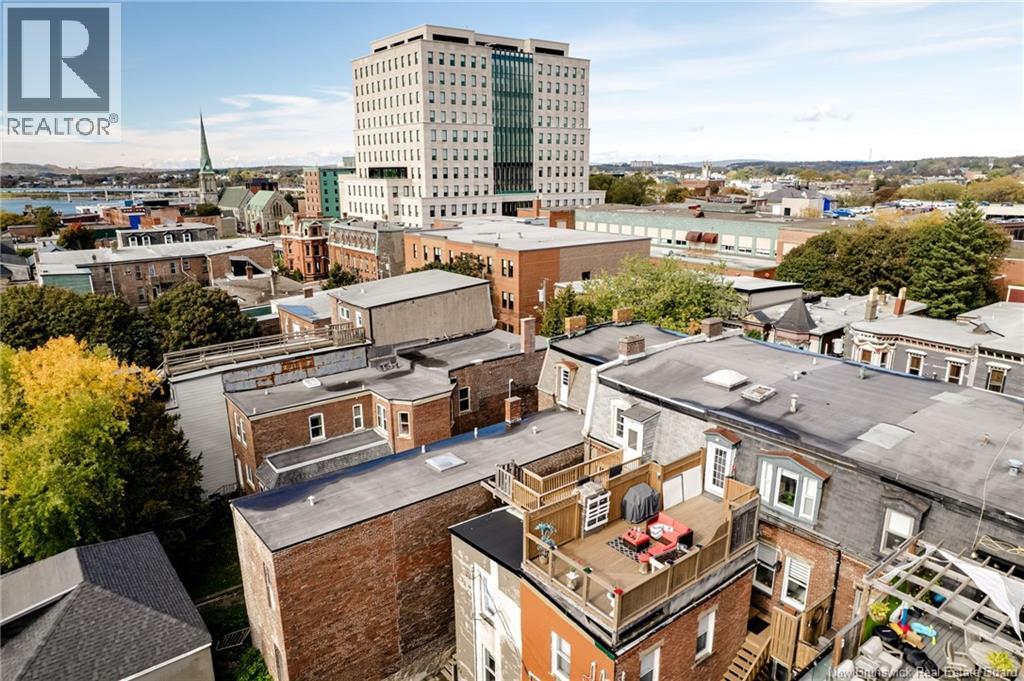 198 Princess Street Property Photo 3