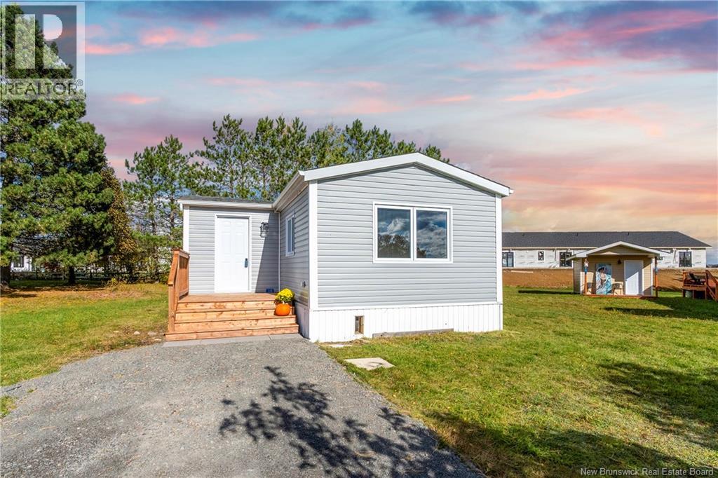 38 Copain Street Property Photo 1