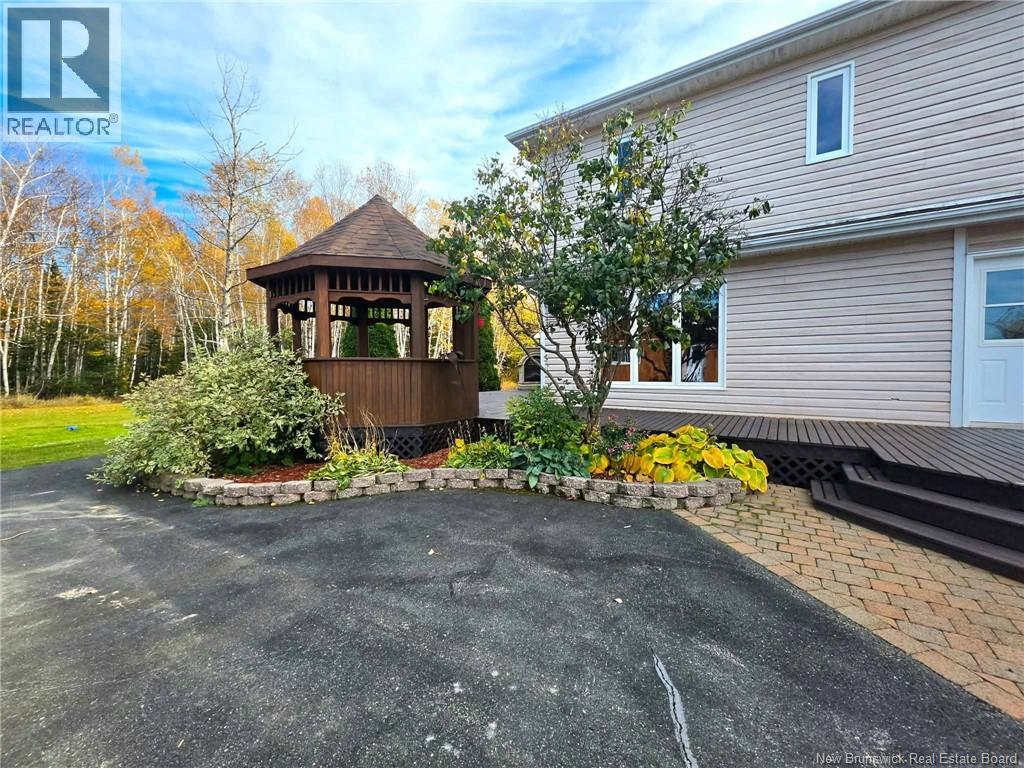 3094 Ch Saint-laurent Property Photo 5