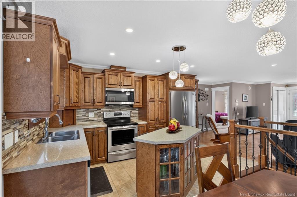 1581 Val-d'amour Chemin Property Photo 3