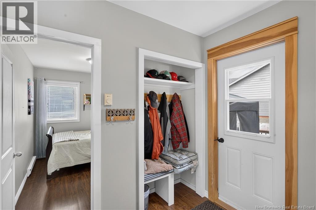 194 Renfrew Street Property Photo 9