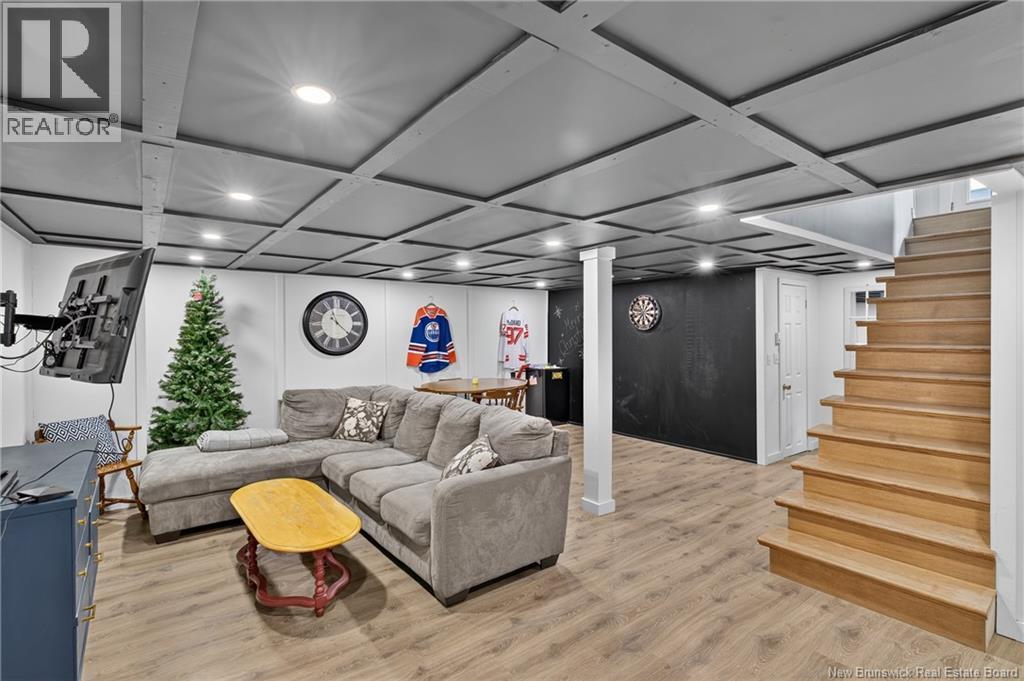 194 Renfrew Street Property Photo 14