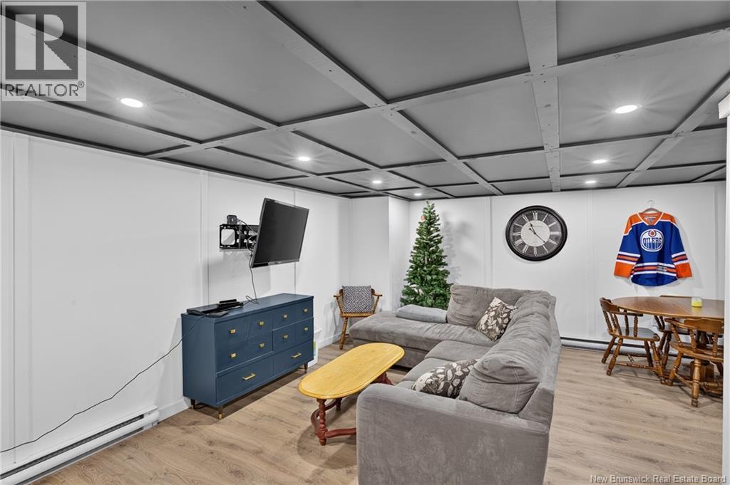 194 Renfrew Street Property Photo 15