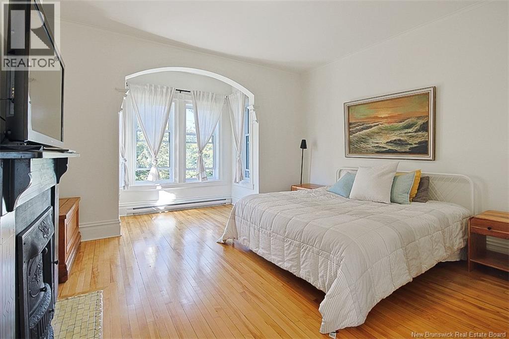 357 Dufferin Row Property Photo 26