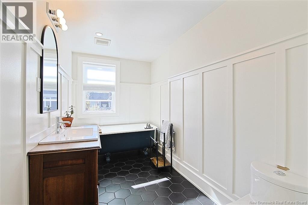 357 Dufferin Row Property Photo 34