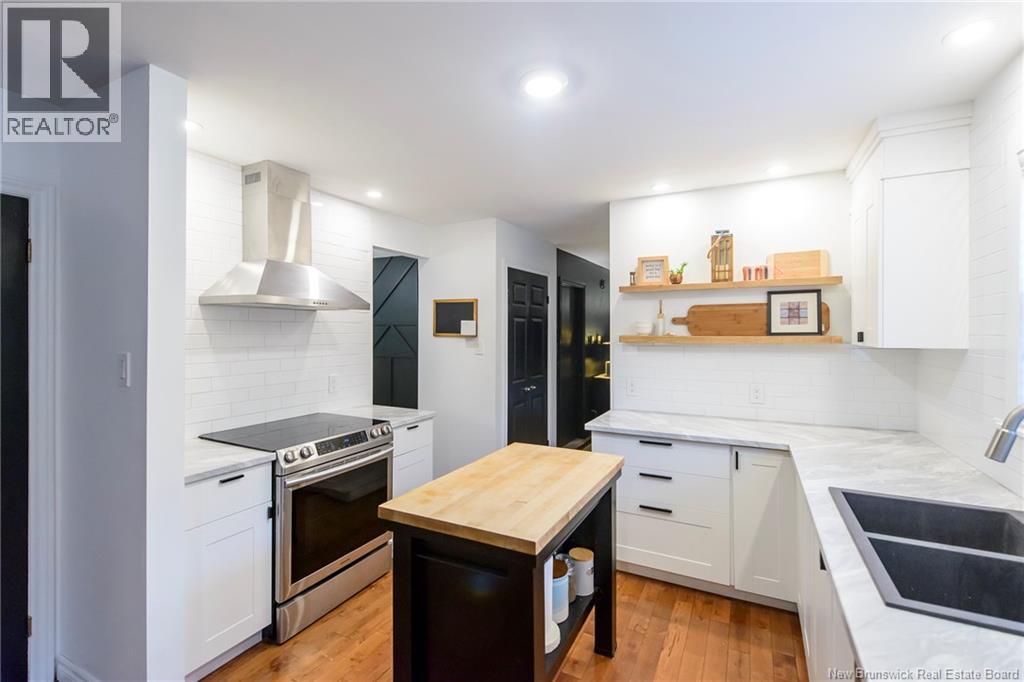 4 Windwood Property Photo 6