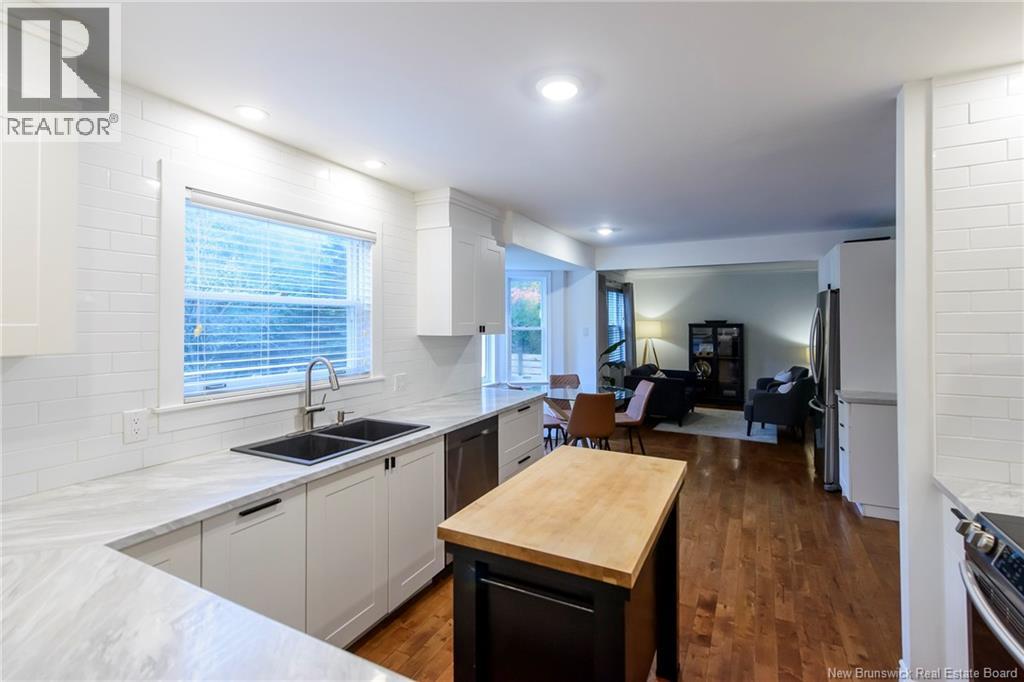 4 Windwood Property Photo 7