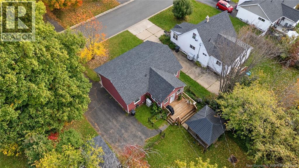 660 Philip Street Property Photo 4