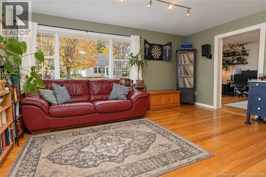 660 Philip Street Property Photo 15