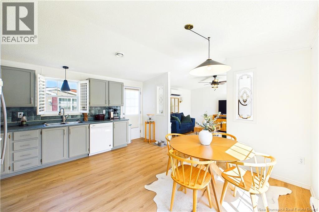 53 Andre Property Photo 13