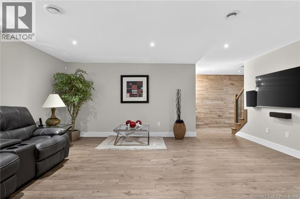 220 Du Portage Street Property Photo 44