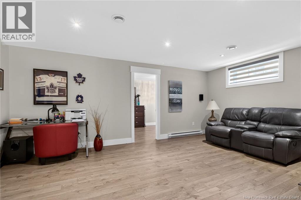220 Du Portage Street Property Photo 45