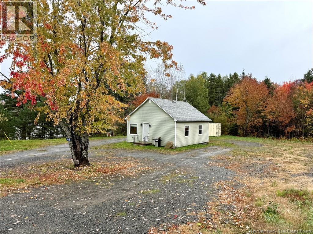 1460 Route 605