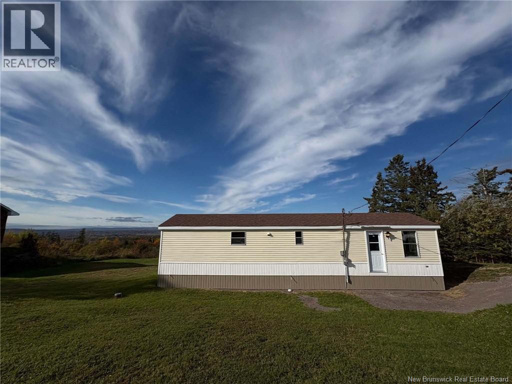 402 Memramcook Est Rd