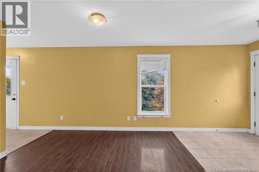 121 Elmwood Drive Property Photo 6