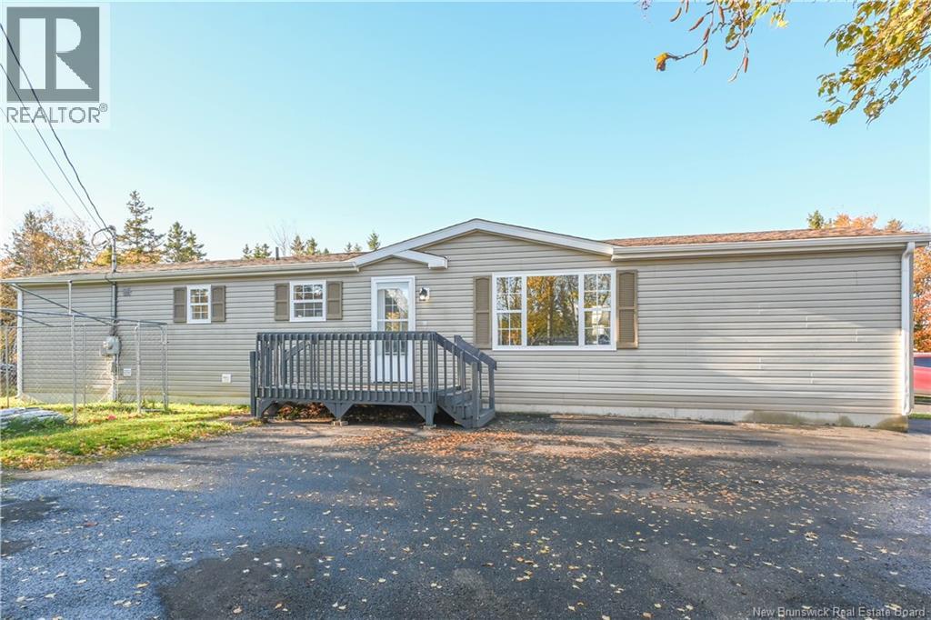 156 Leblanc Street Property Photo 8