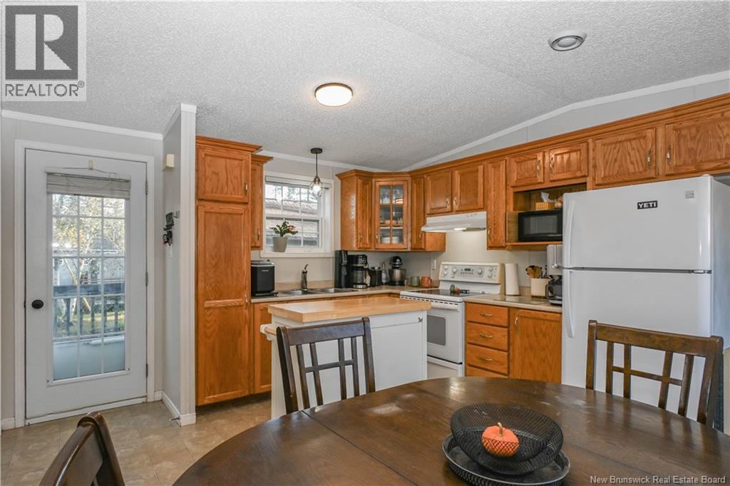 156 Leblanc Street Property Photo 11