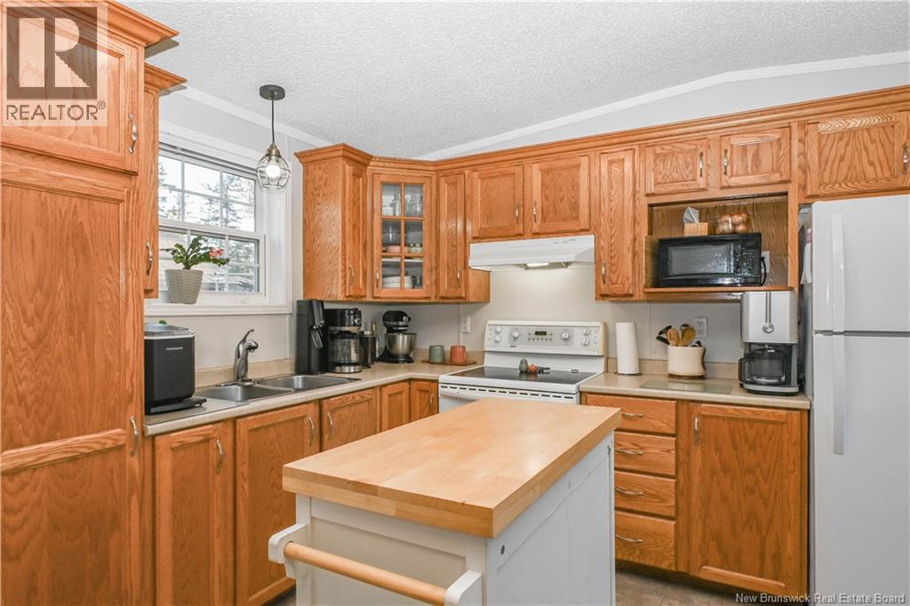 156 Leblanc Street Property Photo 13