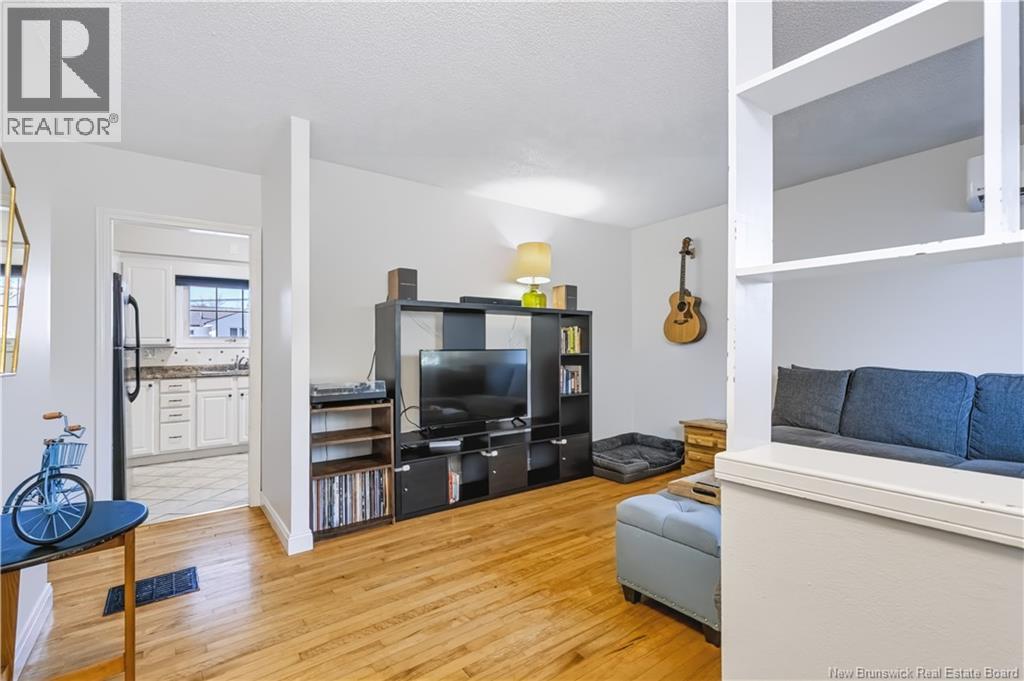 109 Oak Avenue Property Photo 7