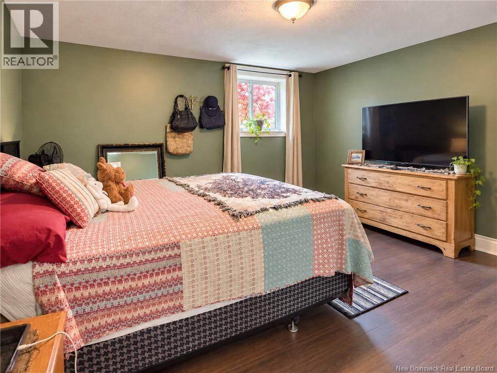 3 Amanda Street Property Photo 33