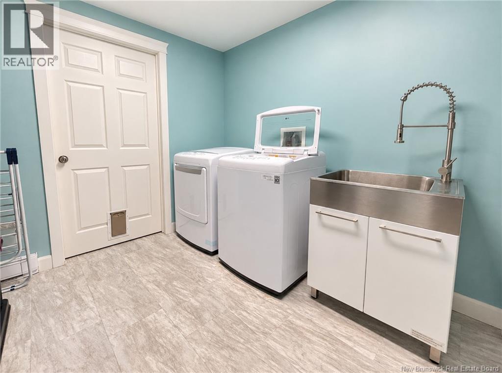 3 Amanda Street Property Photo 35