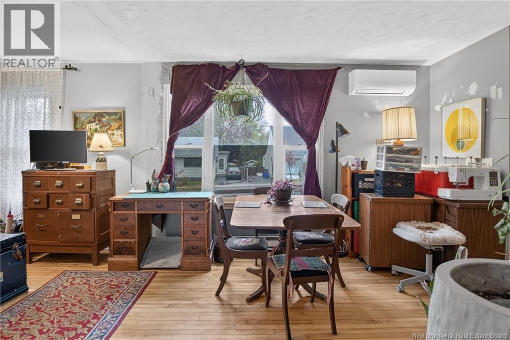 34 Currie Avenue Property Photo 9