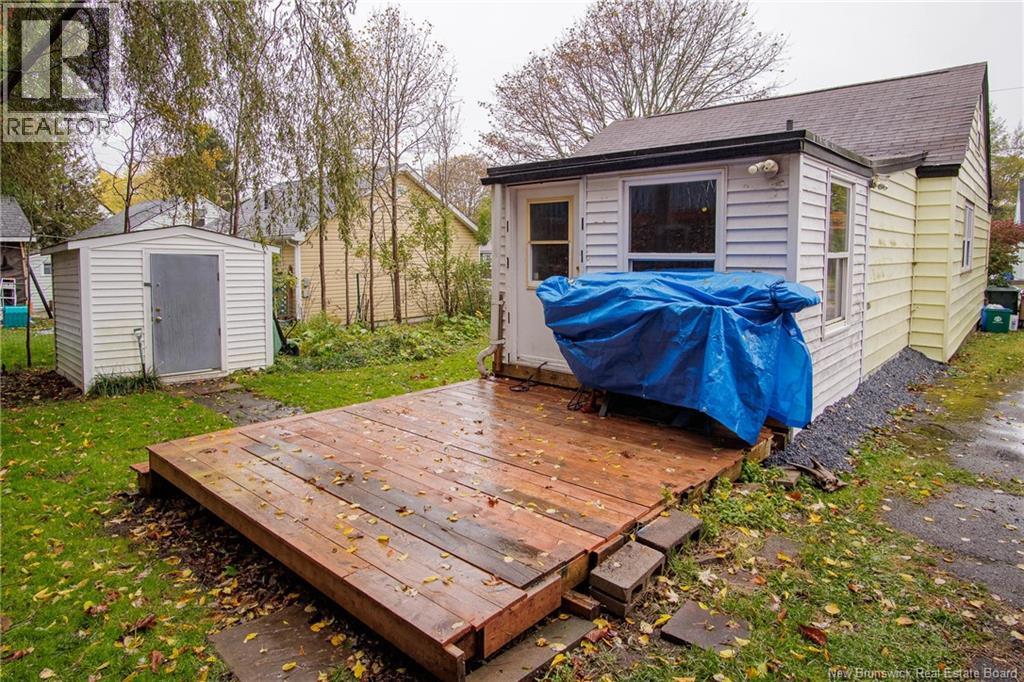 34 Currie Avenue Property Photo 25