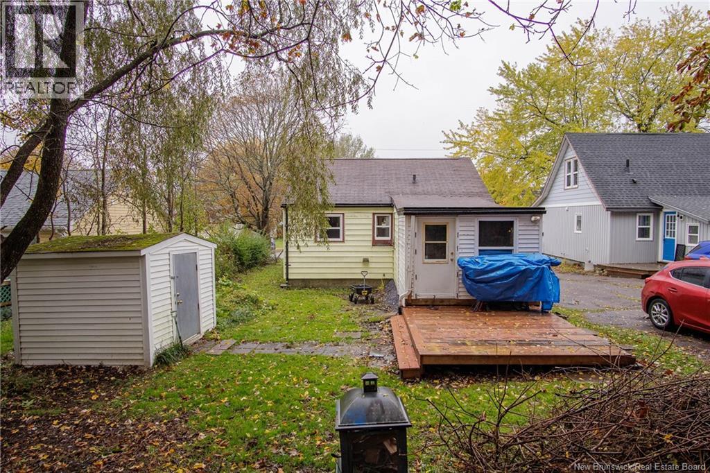 34 Currie Avenue Property Photo 28