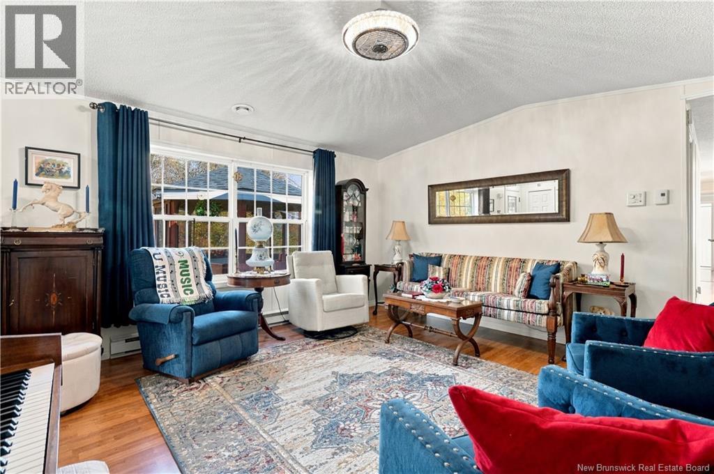 48 Barrington Road Property Photo 8