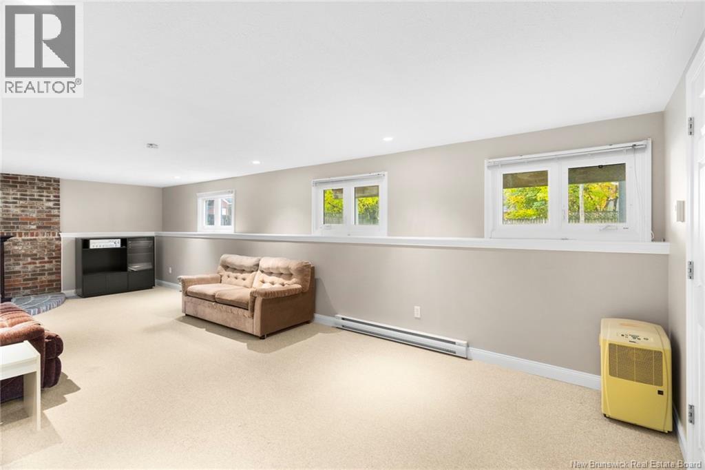106 Hemlock Avenue Property Photo 28