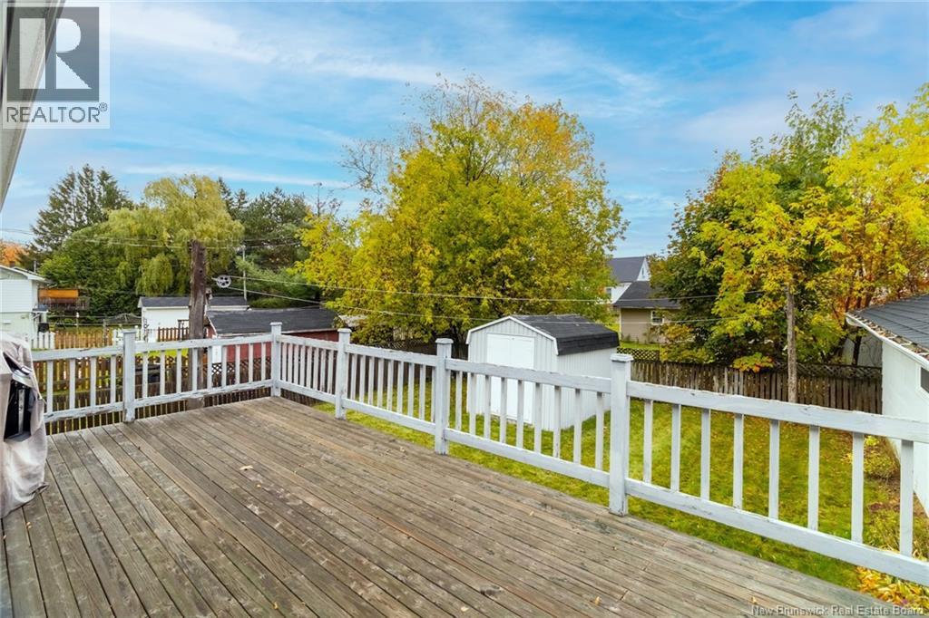 106 Hemlock Avenue Property Photo 38