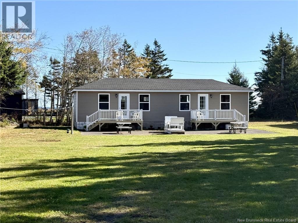 544 Chemin Du Parc Property Photo 1
