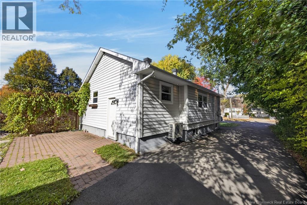 750 Dobie Street Property Photo 8