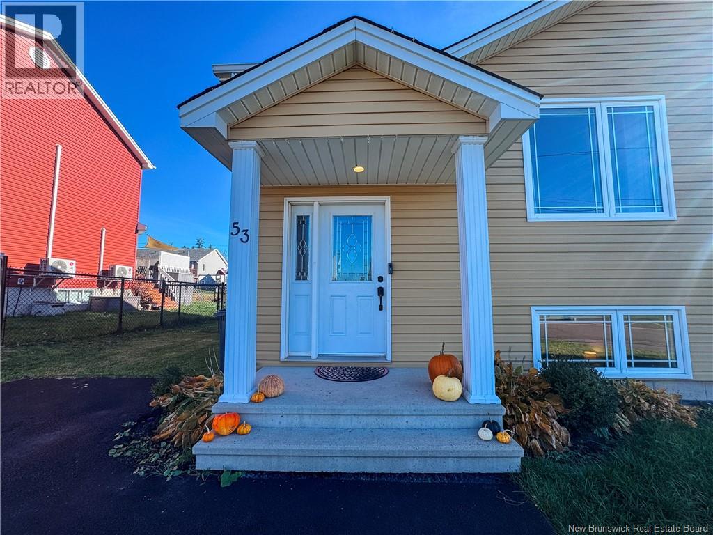 53 Tanya Crescent Property Photo 2