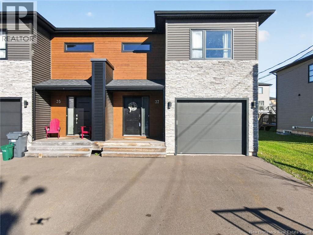 37 Timandra Crescent Property Photo 1