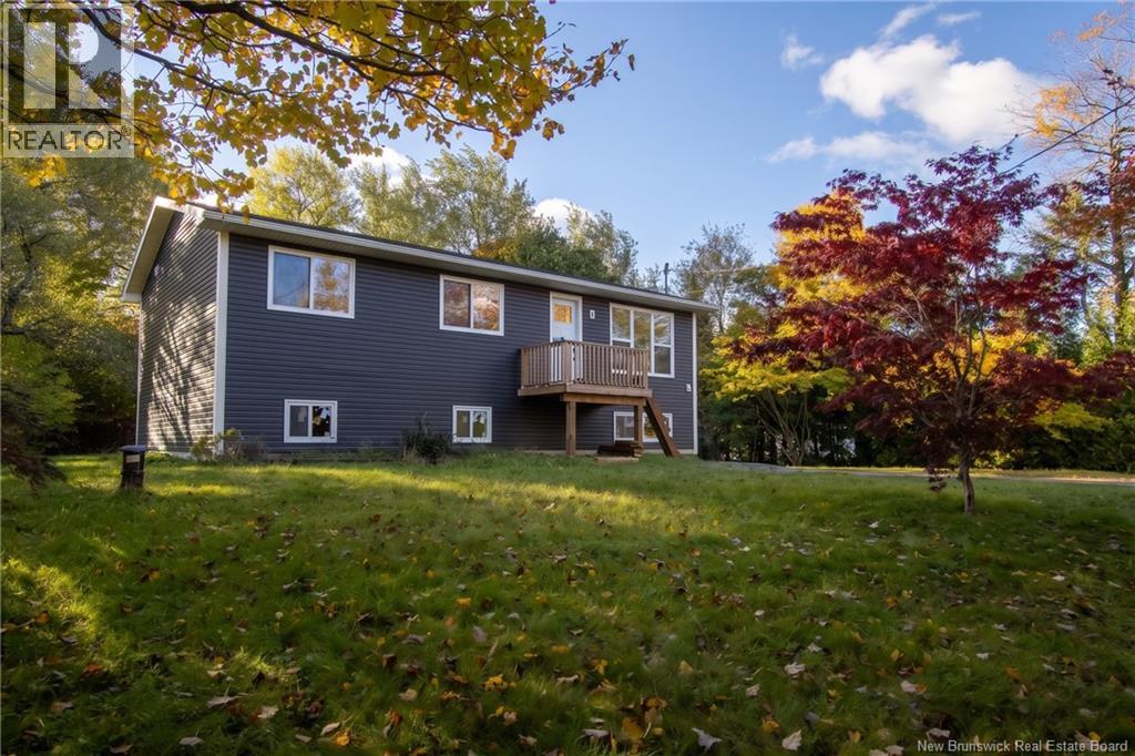 3234 Loch Lomond Road Property Photo 1