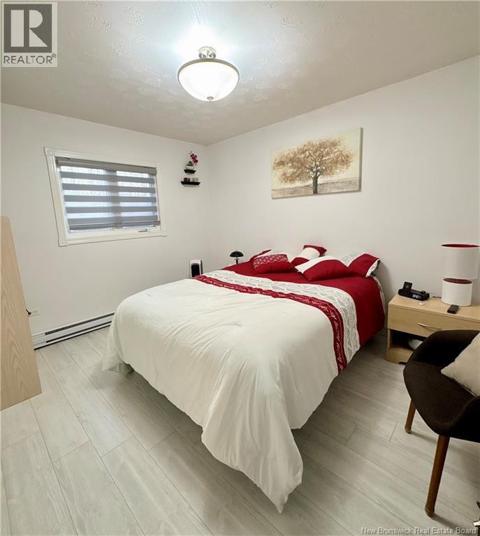 16 4 Ième Avenue Property Photo 9