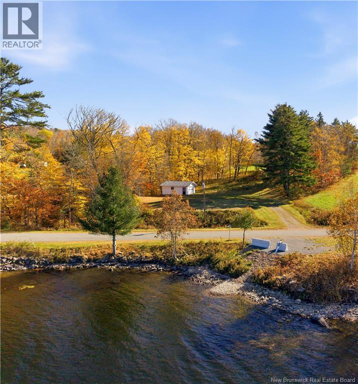 61 Hawkshaw Road Property Photo 2