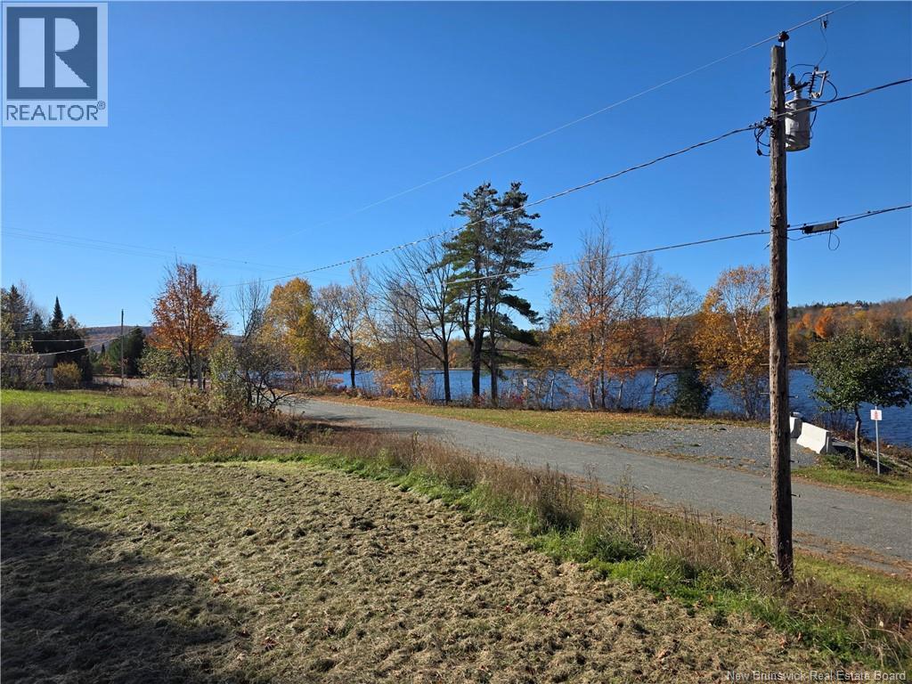 61 Hawkshaw Road Property Photo 8
