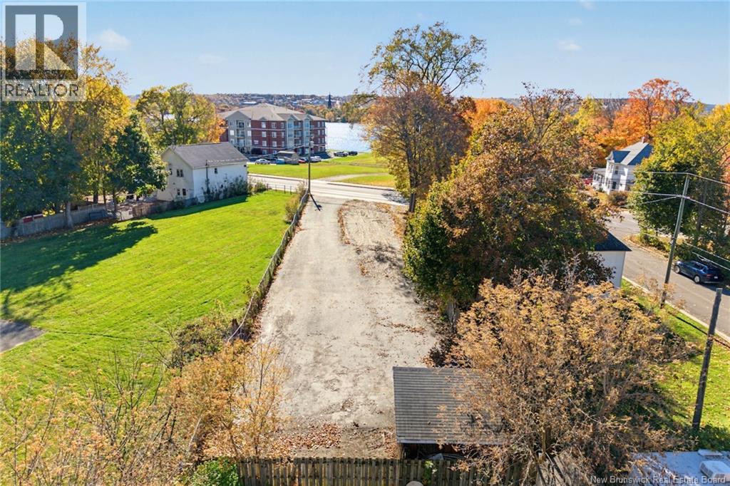 677 Union Street Property Photo 10
