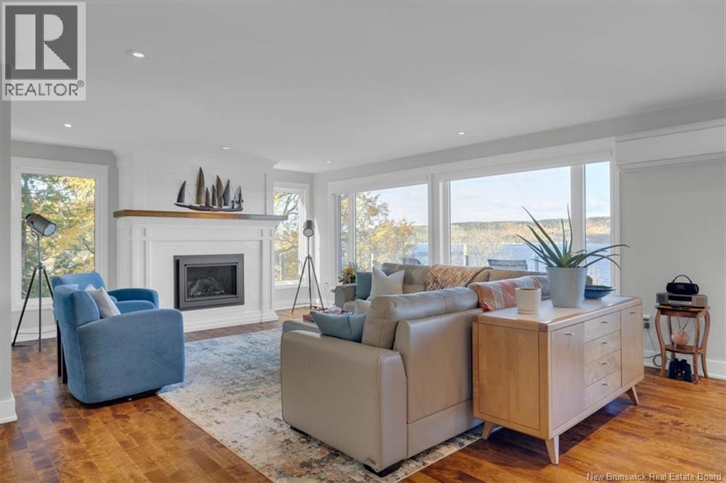 50 Beach Road Property Photo 8